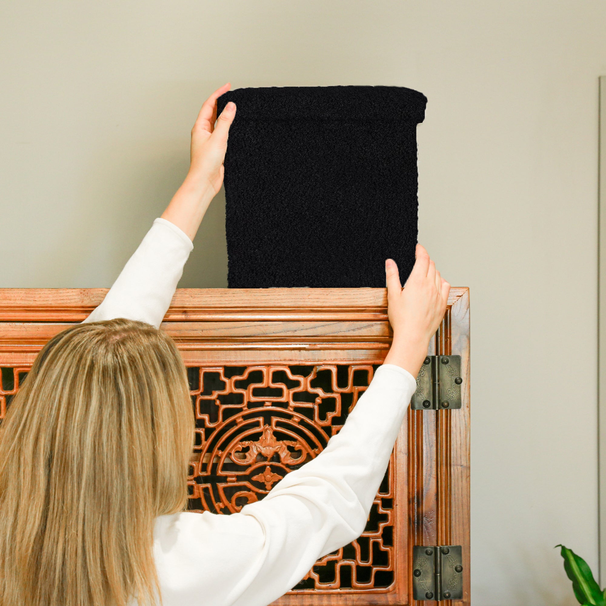 Go-Poufs Knock-Down Small Cube Teddy Boucle Storage Ottoman | 12"x12"x12"